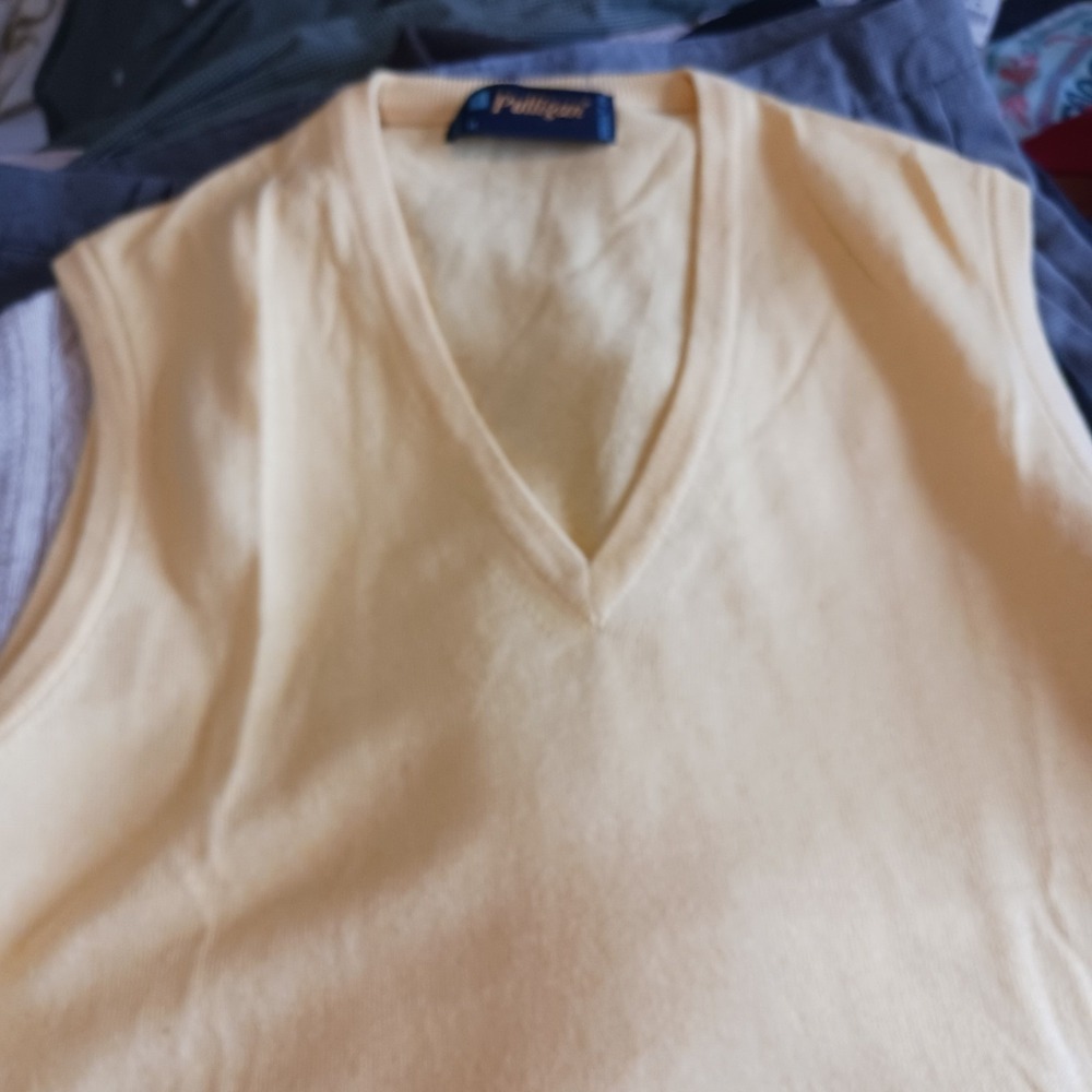 Pulligan Sweater Vest Mens Medium Yellow Excellent V-Neck Sleeveless Knit Spain